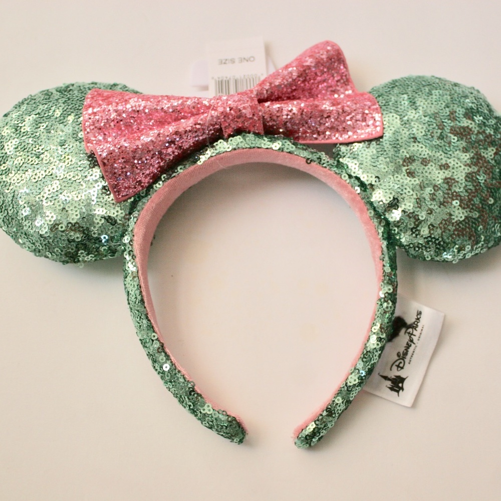 DISNEY PARKS MINNIE MOUSE HEADBAND WITH BOW